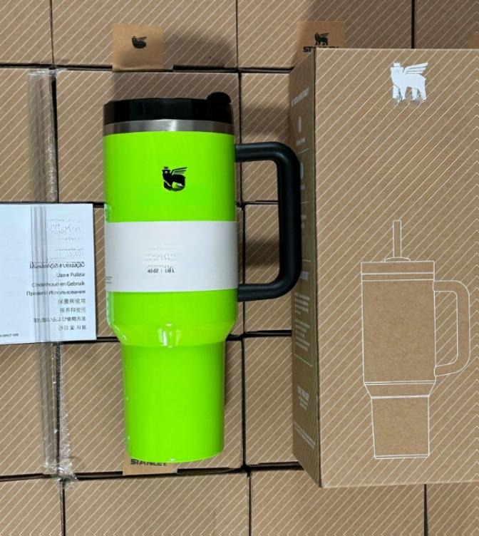 Gourde Stanley Quencher H2.0 Tumbler 40 OZ / 1.18 L avec anse — vert fluo