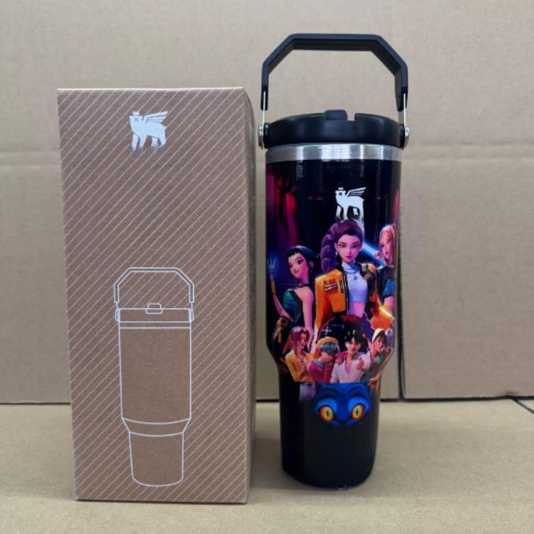 Gourde Stanley Quencher H2.0 Tumbler 40 OZ / 1.18L avec anse — noir, édition K-pop Demon Hunters / Huntr/x