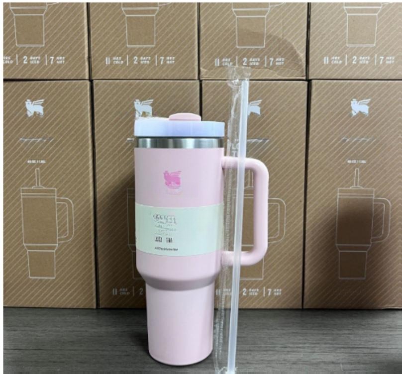 Gourde Stanley Quencher H2.0 Tumbler 40 oz / 1.18L avec anse — rose pâle