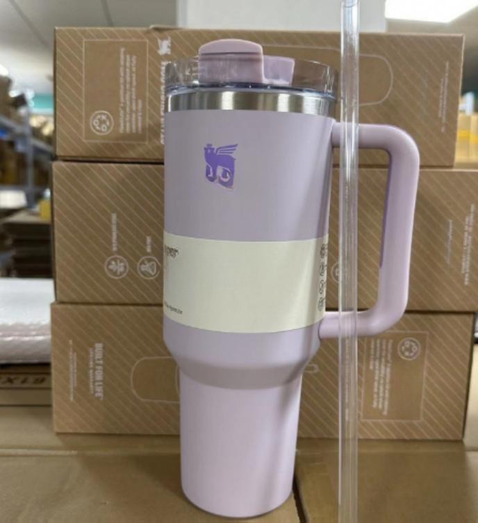 Gourde Stanley Quencher H2.0 Tumbler vide avec anse — lavande pâle