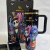 Gourde Stanley Quencher Tumbler avec anse — noir, motif personnage squelettique en habit noir et