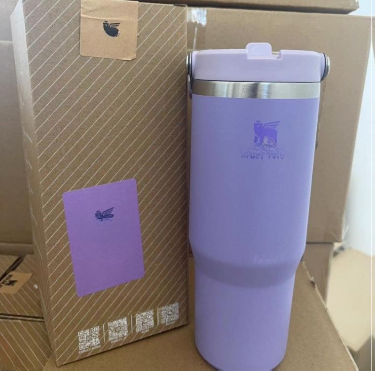 Gourde Stanley Quencher Tumbler avec anse — violet clair/lavande