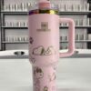 Gourde Stanley Quencher Tumbler vide avec anse — rose, édition Snoopy / Peanuts
