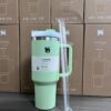 Gourde Stanley Quencher Tumbler vide avec anse — vert menthe clair
